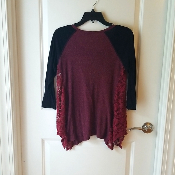 Top - Picture 2 of 3